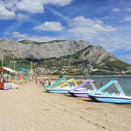 Apartament With Parking Space - 2745 Omiš